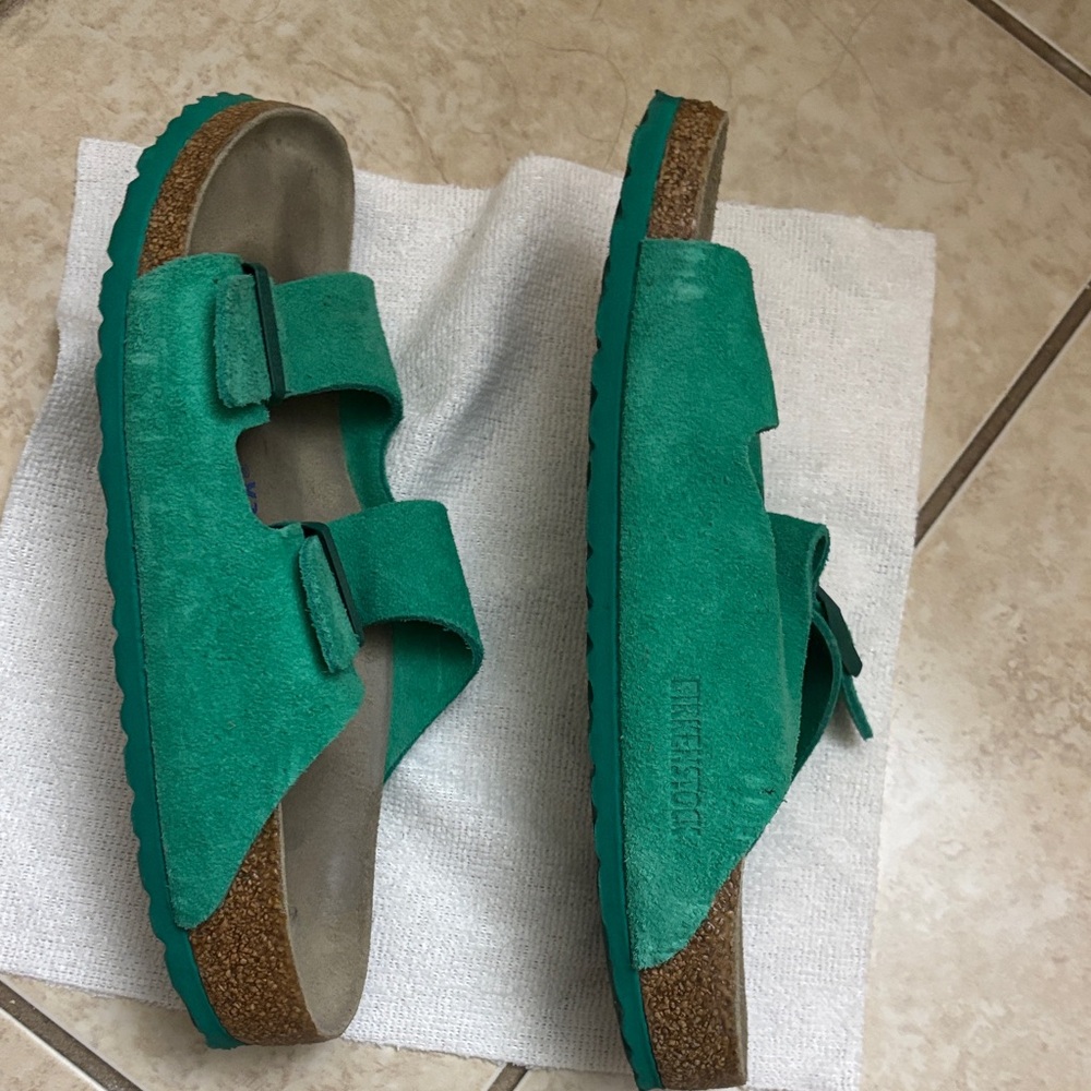 Birkenstock “Digital Green” Suede Buckle Sandals - Picture 2 of 4
